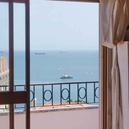 Villa Spacious Seaside House Cascaes