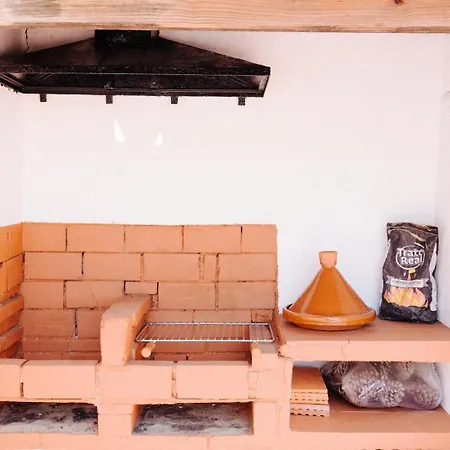 Villa Spacious Seaside House