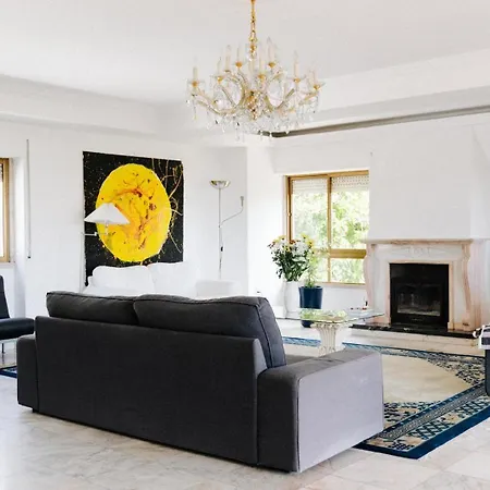 Villa Spacious Seaside House Cascais