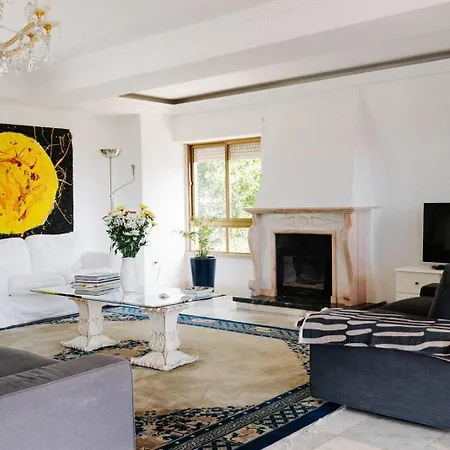 Spacious Seaside House Villa Cascais