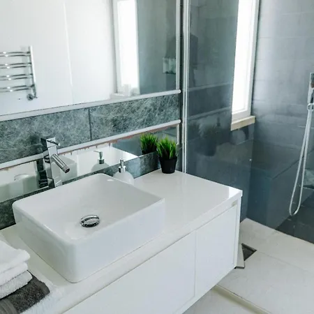 Spacious Seaside House Villa Cascais