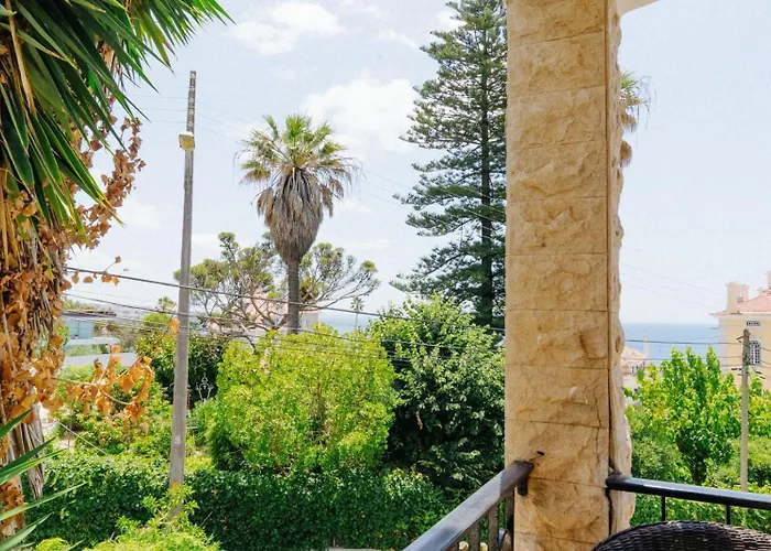 Spacious Seaside House * Cascais