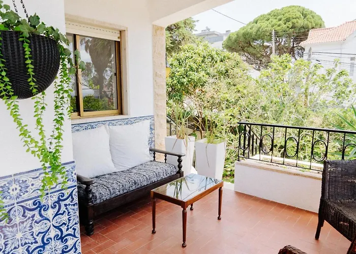 Spacious Seaside House Villa *