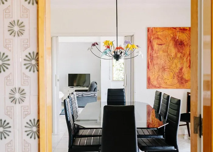 Spacious Seaside House Villa Cascais