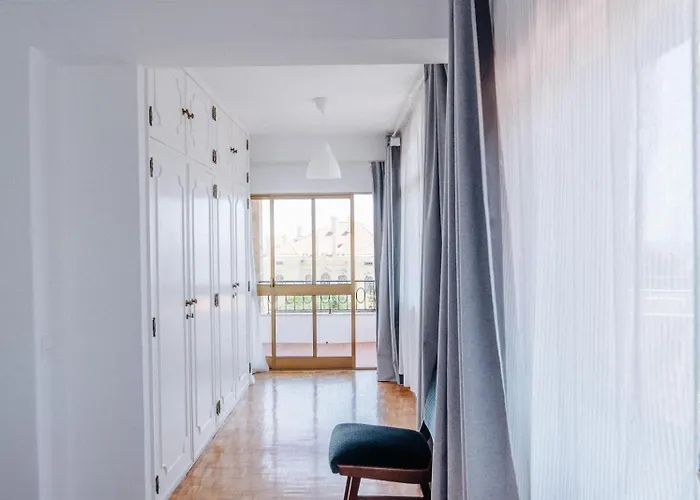Villa Spacious Seaside House *
