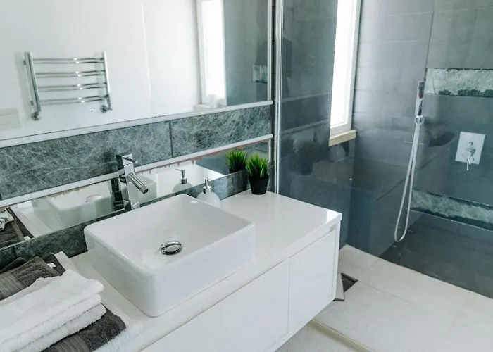 Spacious Seaside House Villa Cascais