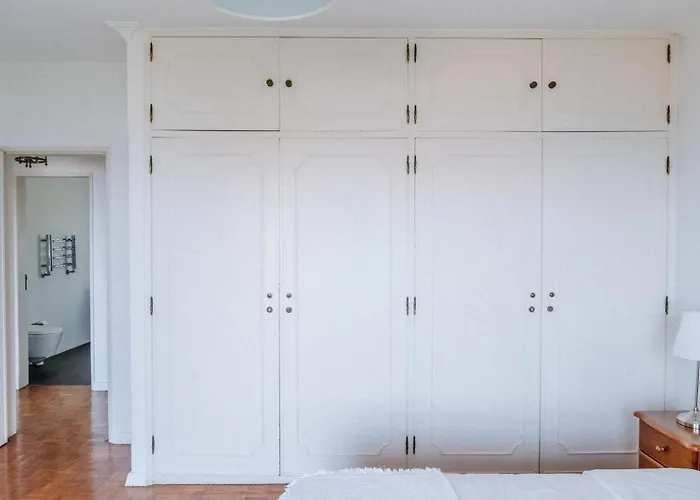 Spacious Seaside House * Cascais