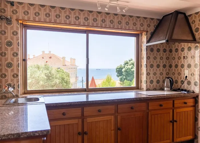 Villa Spacious Seaside House *
