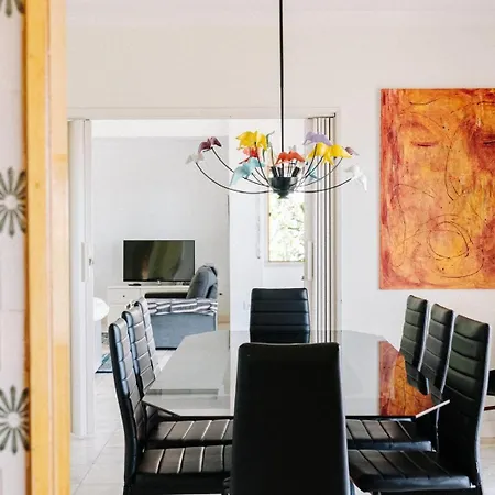 Spacious Seaside House Villa Cascais